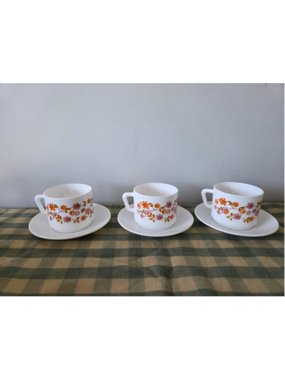 Vintage Arcopal France Floral Coffee Cups and Saucers Set of 3 | Retro Milk Glas - Picture 2 of 4